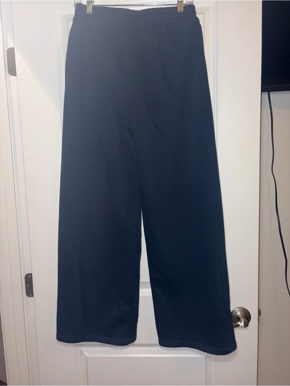 Beyond Yoga | Navy Wide-Leg Drawstring Sweatpants - Picture 3 of 4